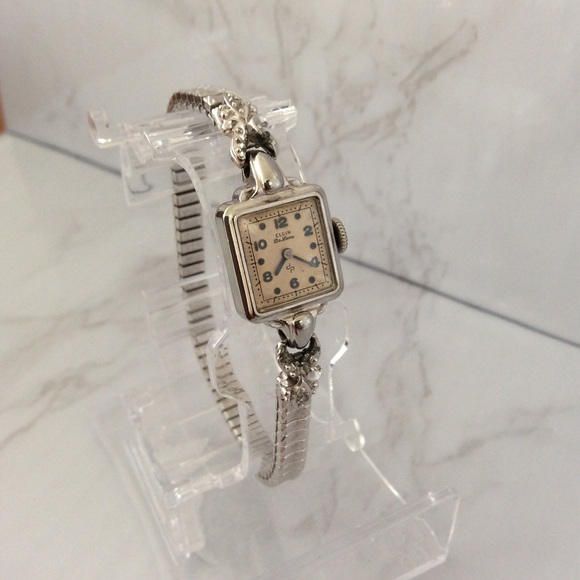 Elgin Vintage Watch - Picture 6 of 13